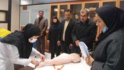 بازدید رییس دانشکده پیراپزشکی از روند برگزاری آزمون آسکی دانشجویان هوشبری